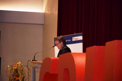 Unser Landratskandidat Bernd Stute stellt sich unseren Gästen vor.