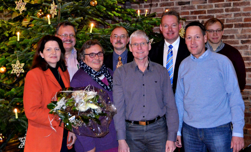 Mitglieder des neuen Vorstandes von links nach rechts: Marie-Luise Horst-Eckert, Reinhard Uthoff, Anke Ober-Cassebaum, Heiko Wllner, Dirk Blank, Marco Mhle, Frank Oberschmidt und Henning Witteborg.