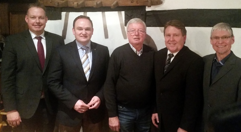 v.l.n.r.: Stellvertretender Brgermeister Marco Mhle, Dr. Tim Ostermann MdB, stellvertretender Landrat Friedel Mhle, zuknftiger Landratskandidat Bernd Stute und CDU-Gemeindeverbandsvorsitzender Dirk Blank
