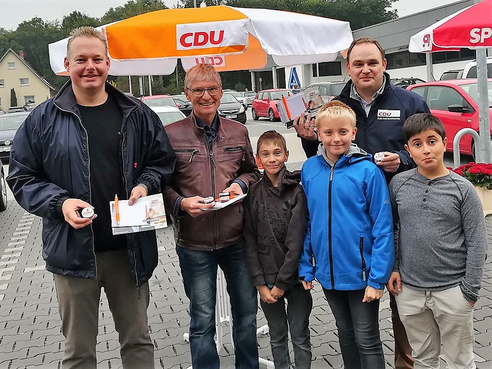 h.l. Marco Mhle, Dirk Blank und Dr. Tim Ostermann