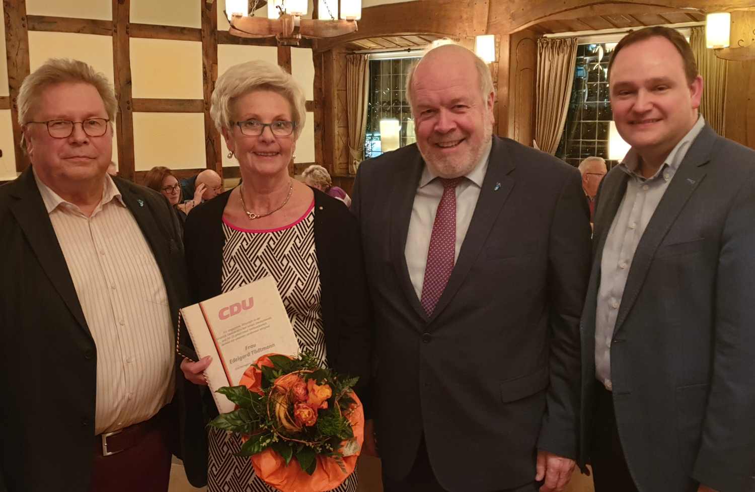 Manfred Wauschkuhn, Edelgardt Tödtmann, Rüdiger Meier, Tim Ostermann Manfred Wauschkuhn, Edelgardt Tödtmann, Rüdiger Meier, Tim Ostermann